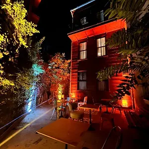 Klein Cihangir Pera Istanbul