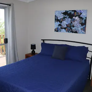 Pippies Beachhouse Backpackers Rainbow Beach